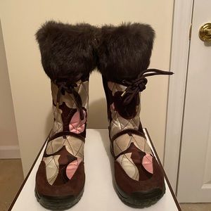 Coach boots with real fur